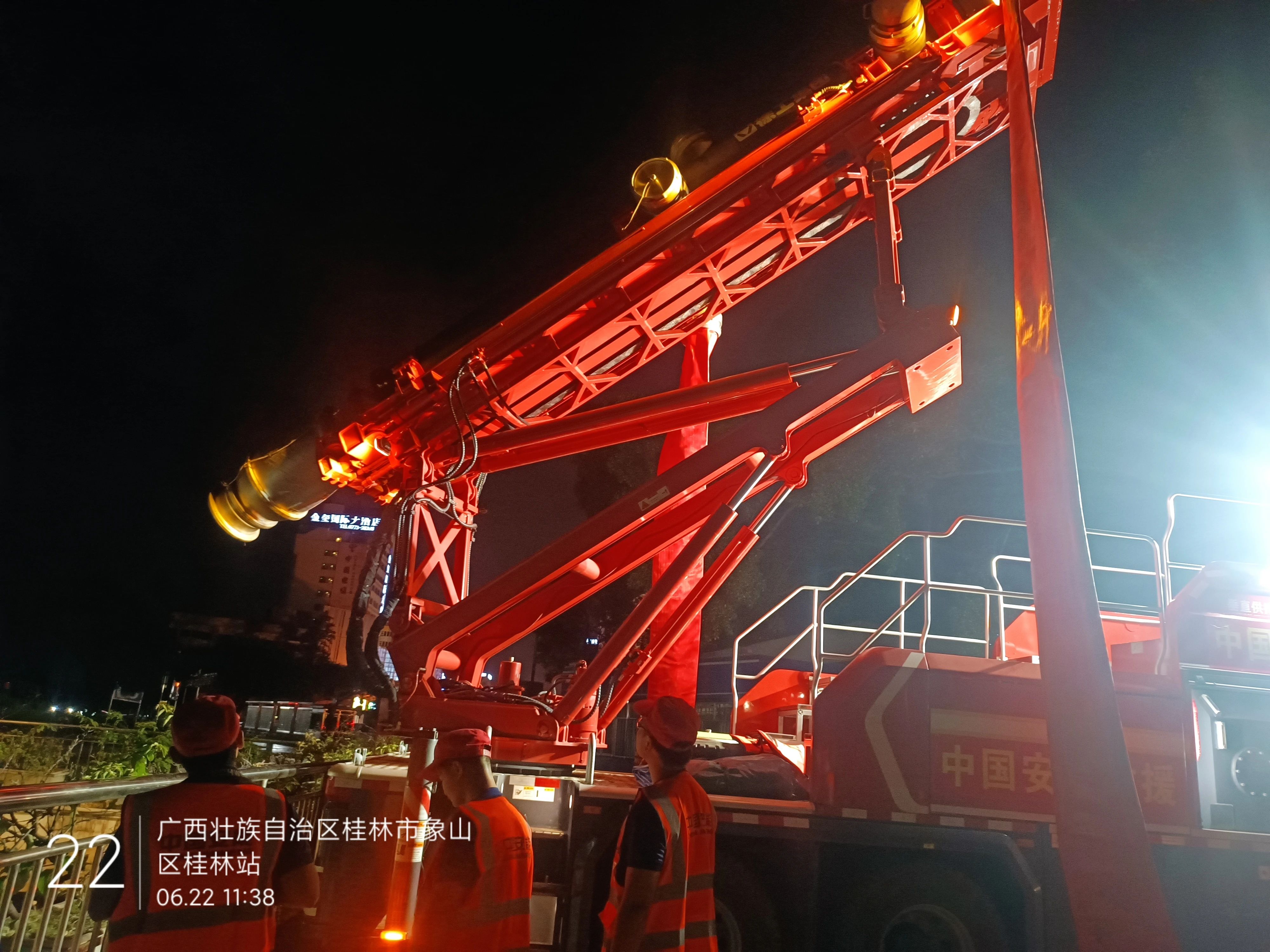 桂林洪水！徐工多臺排澇應(yīng)急裝備全力迎戰(zhàn)!